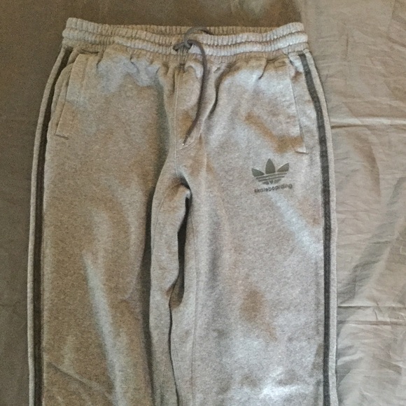 Men size Large Adidas Joggers