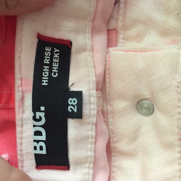 Pink Ombré Shorts - Picture 3 of 3