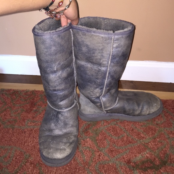 Uggs PRICE DROP get them now while they are cheap!