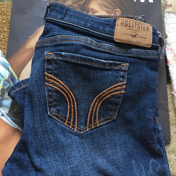 Hollister ankle/ crop jeans - Picture 2 of 3