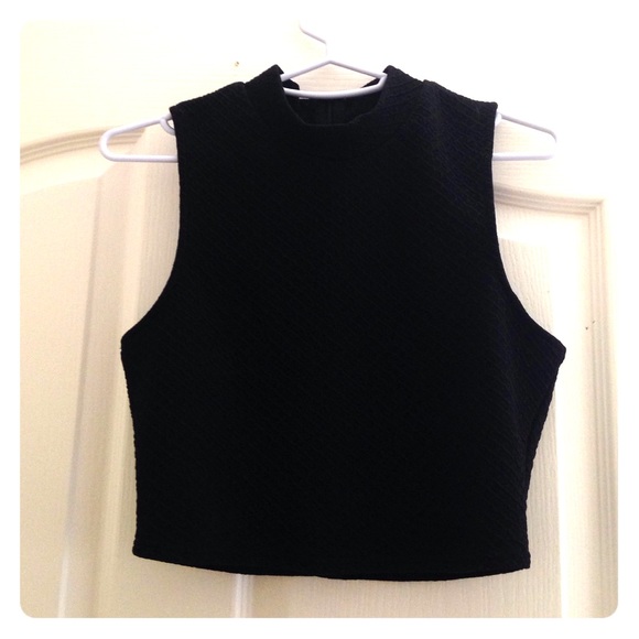 High neck textured crop top