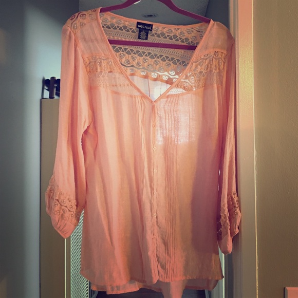 Women's flowy blouse