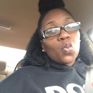 Meet your Posher, Latesha