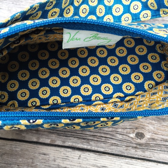 MOVING SALE🚛Vera Bradley Riviera Blue Small Purse - Picture 4 of 4