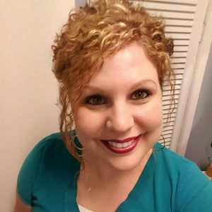 Meet your Posher, Juli