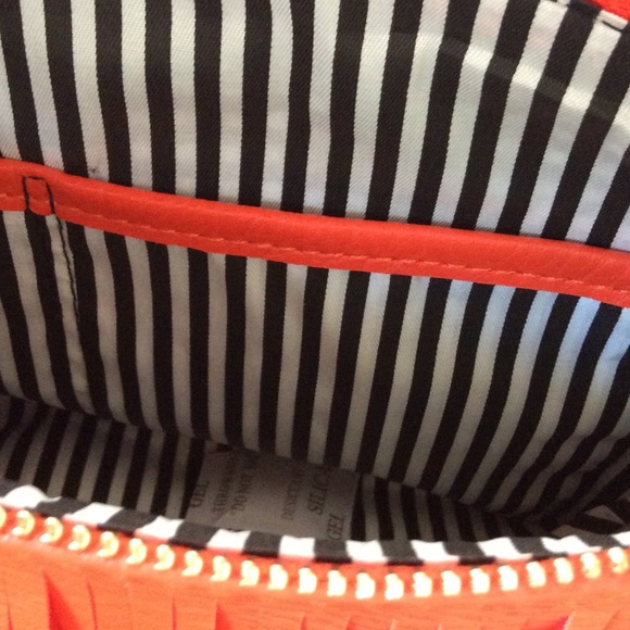 Sold - Picture 4 of 4