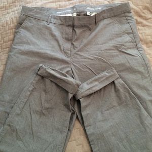GAP Khakis broken in crop style ankle pant