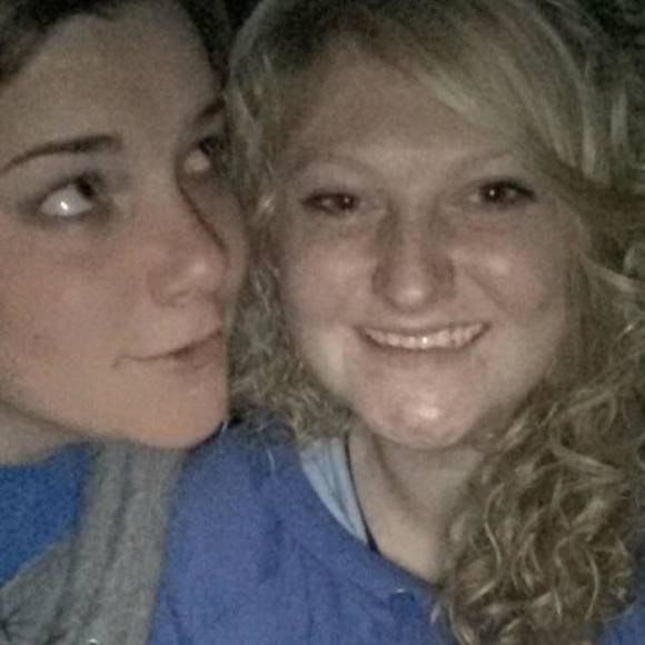 Meet your Posher, Genae - Picture 1 of 1