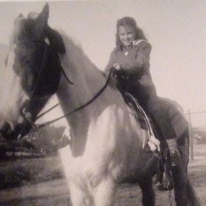 Meet your Posher, Becky