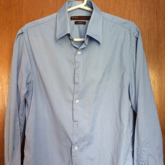 Men's City Fit Perry Ellis Dress Shirt - Picture 2 of 3