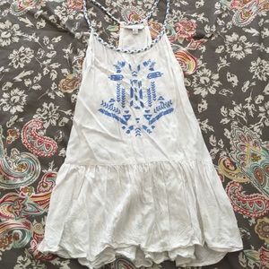 $10 | size small | white razor back tank