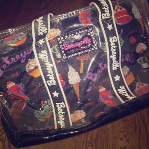 Tote bag