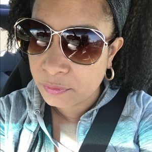 Meet your Posher, Kitwana