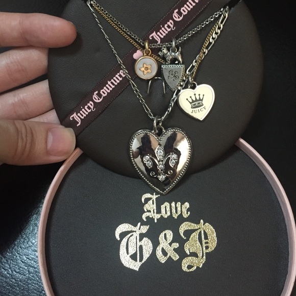🎉SALE🎉Juicy Couture necklace - Picture 2 of 4
