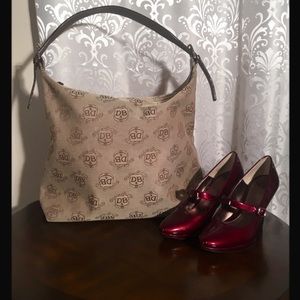 Dooney and Bourke large bag