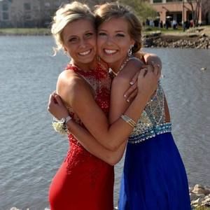 Meet your Posher, Courtney