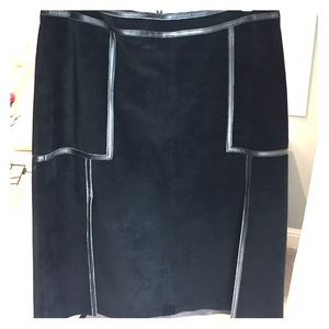 Kenneth Cole New York suede 100% skirt