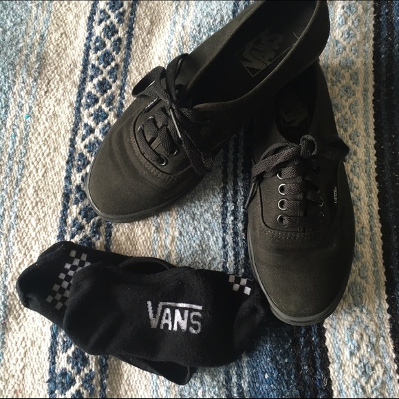 Black Low Skater Vans Size 5/6.5