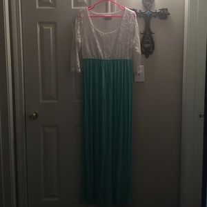 Long dress with lace top