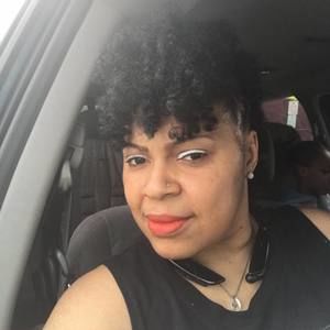 Meet your Posher, Toshia