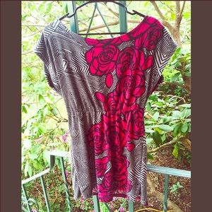 Short linear line dress