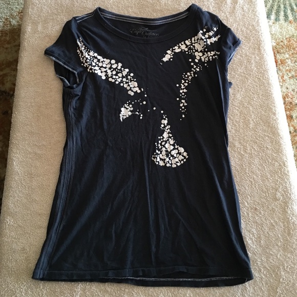 American Eagle t shirt