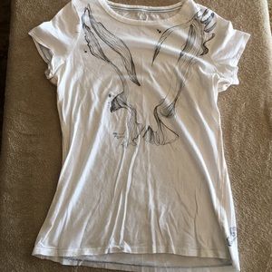 American Eagle t shirt