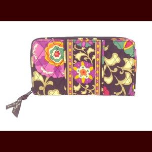 Authentic Vera Bradley RETIRED Suzani quilt wallet