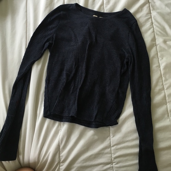 long sleeve crop T