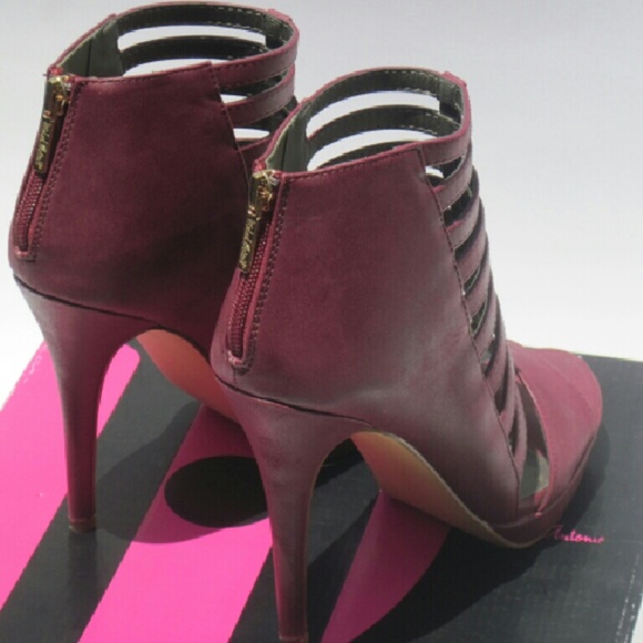 Michael Antonio Dark Cranberry booties - Picture 3 of 4