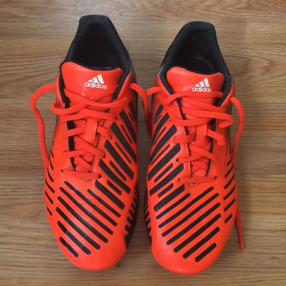 Boys Adidas soccer cleats