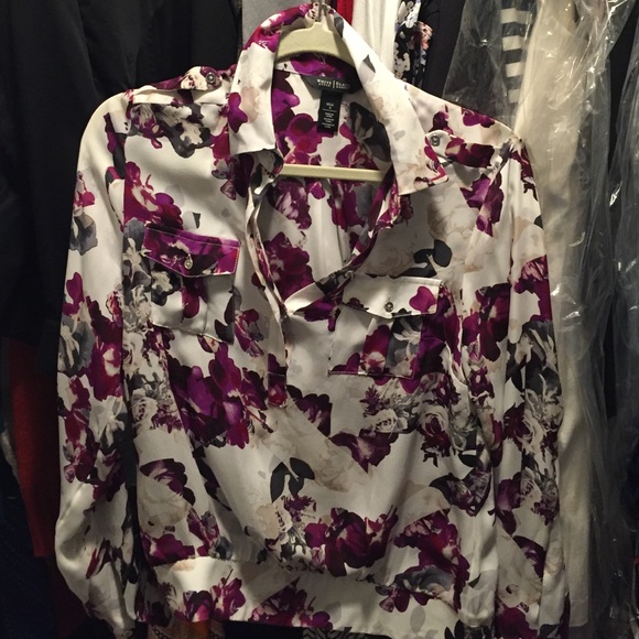 100 % Silk blouse, in great condition