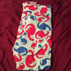 TC Dino leggings