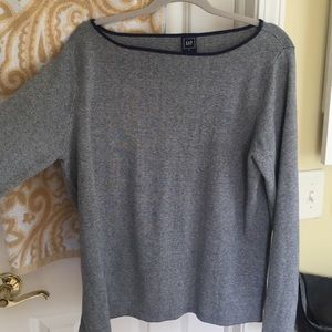 GAP sweater