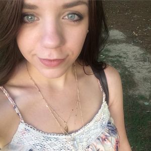 Meet your Posher, Gabrielle