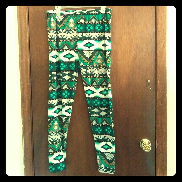 Green Aztec Print Leggings
