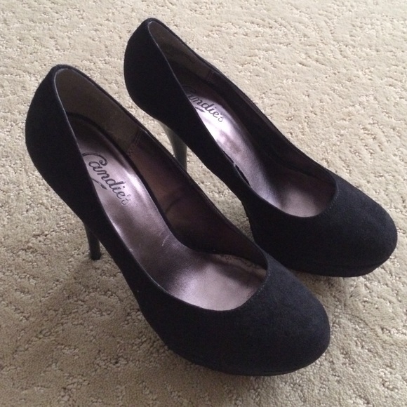 Candie's black high heels size 8
