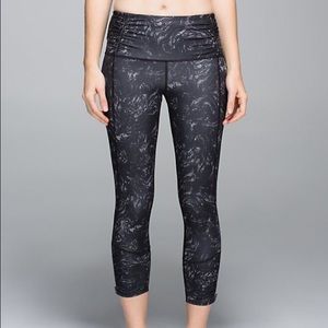 Lululemon Runday Crop