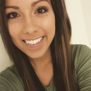 Meet your Posher, Katelyn