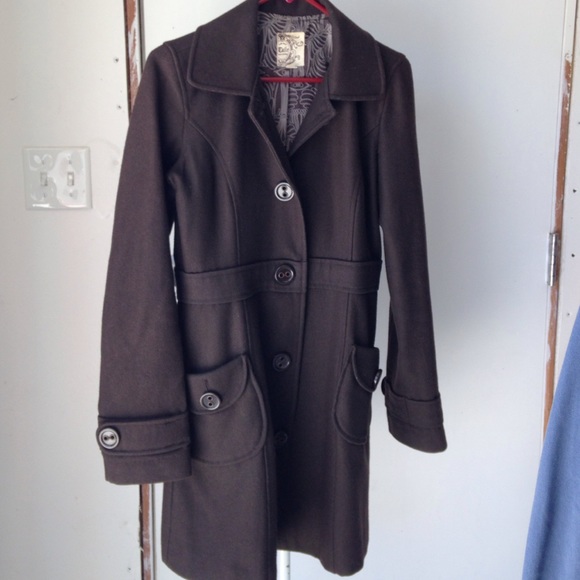 Tulle short trench wool coat. Chocolate brown.