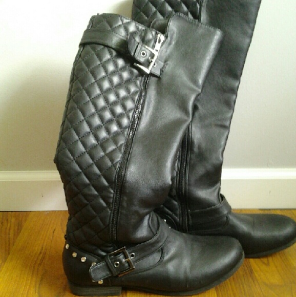 Black Boots