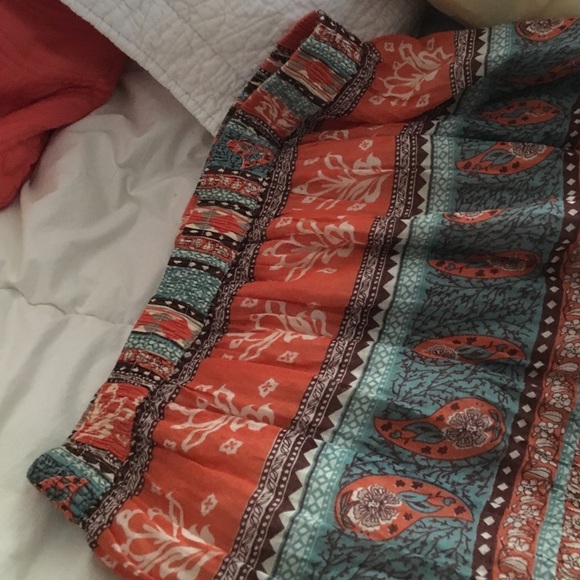 Sz M maxi festival skirt.Orange real and tan print - Picture 3 of 4