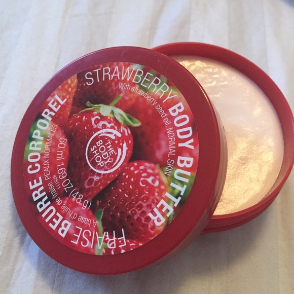 Strawberry body shop body lotion