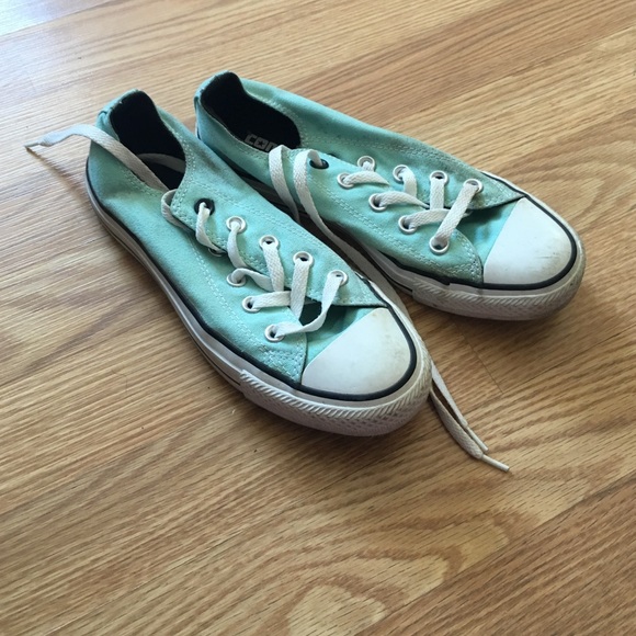 Pastel Converse