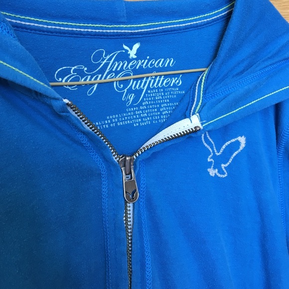 sweatshirt - Picture 2 of 2