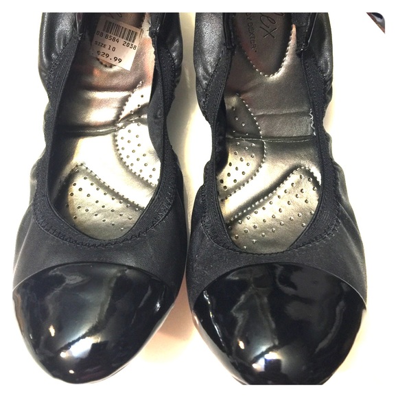 Flex fit shoes