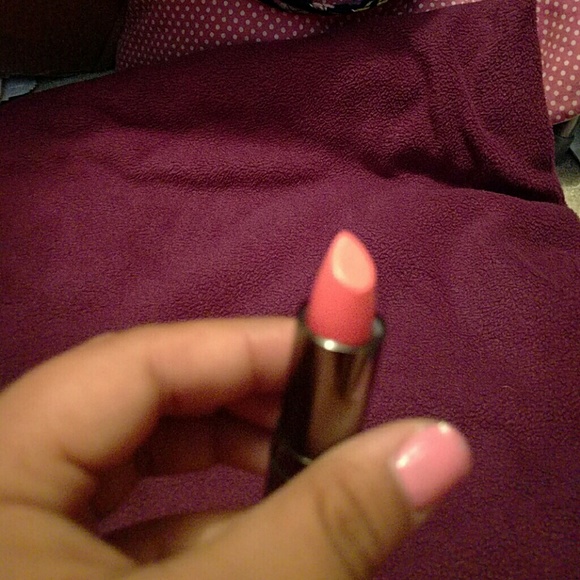 Ulta lipstick - Picture 3 of 4