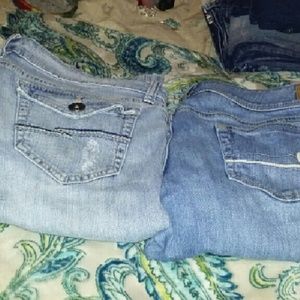 1 Arizona Jeans & 1 AE Jean
