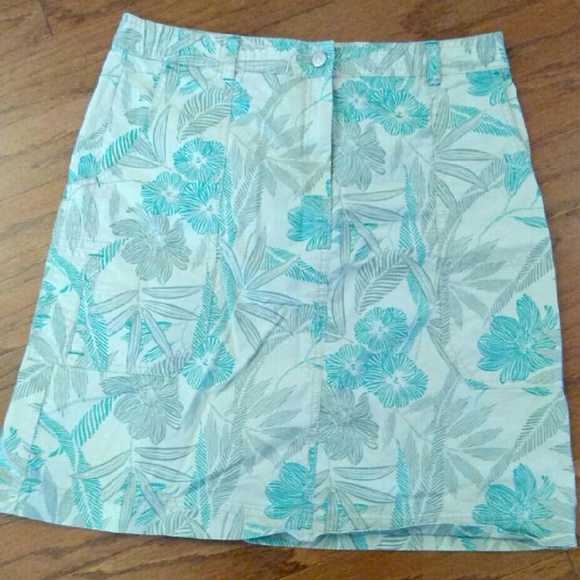 Skirt - Picture 1 of 4