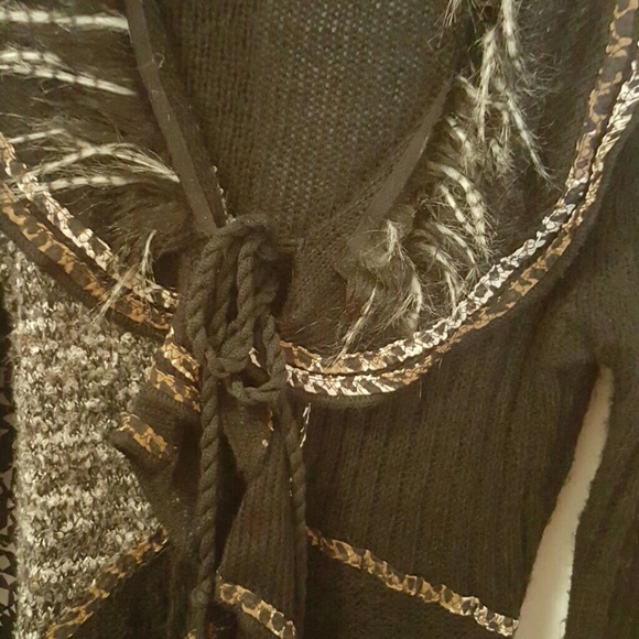 Boho ruffle sweater - Picture 3 of 4